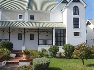 3 Bed House in Fancourt