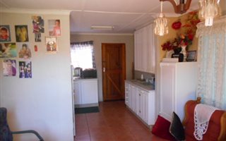 3 Bedroom House in Brackenham