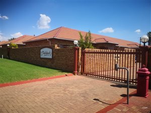 2 Bedroom Townhouse in Erasmus