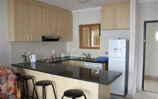 2 Bedroom Flat in Santos Bay