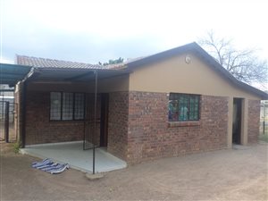 4 Bedroom House in Claremont