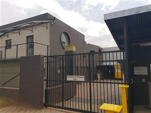 298 m² Commercial space in Braamfontein Werf