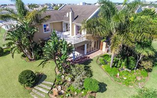 4 Bedroom House in Royal Alfred Marina