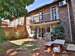 3 Bed Duplex in Garsfontein