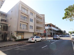 3 Bed Apartment in New Town Centre (Gateway)
