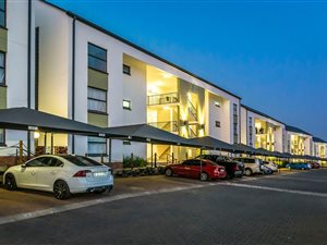 3 Bed Apartment in Lilianton