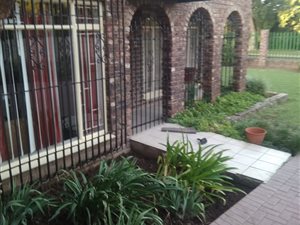 3 Bed House in Pioneer Park
