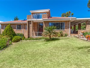 3 Bed House in La Concorde