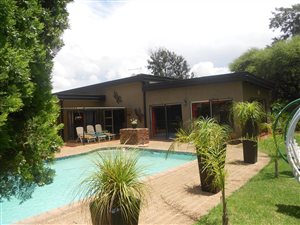 4 Bed House in Monument Heights
