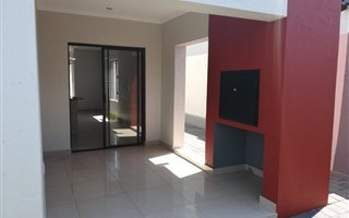 3 Bedroom House in Boardwalk