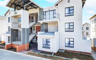 1 Bedroom Townhouse in Modderfontein
