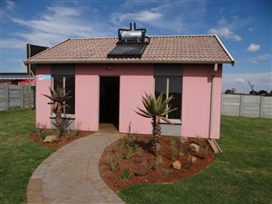 2 Bedroom House in Vosloorus