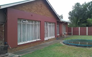 3 Bedroom House in Vanderbijlpark CE