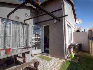 2 Bed House in Edenglen