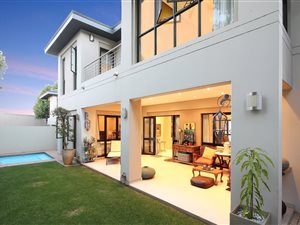 4 Bedroom House in Birdhaven