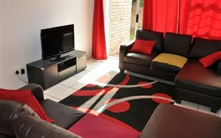 2 Bedroom Townhouse in Walmer Heights