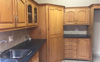 3 Bedroom Townhouse in Waterkloof Glen