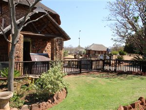 21.8 ha Farm in Boekenhoutskloof and surrounds