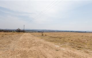 4 ha Land available in Lanseria and surrounds