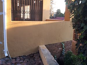 1 Bed Garden Cottage in Rembrandt Park