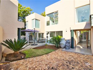 3 Bed Cluster in St Andrews