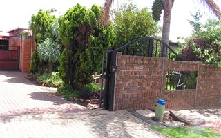 3 Bedroom House in Roseacre