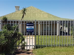 12 Bed House in Greytown