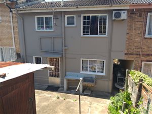 3 Bed House in Longcroft