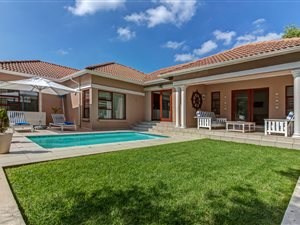 3 Bed House in Maroeladal