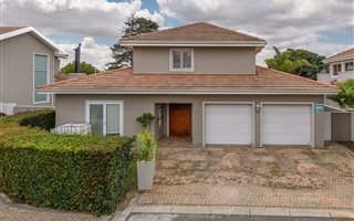 3 Bedroom House in Durbanville