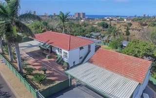 4 Bedroom House in Amanzimtoti