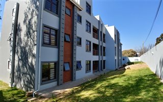 3 Bedroom Apartment in Ferndale