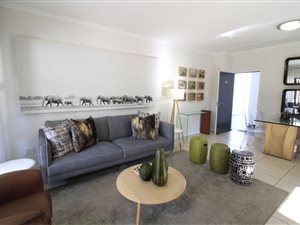 3 Bed Apartment in Olivedale