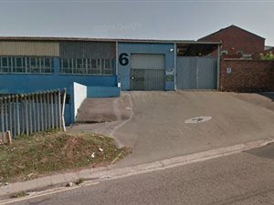 1086 m² Industrial space in New Germany