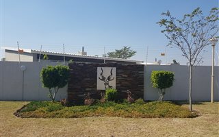 3 Bedroom Townhouse in Waterval East