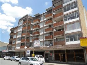 3 Bed Apartment in Vereeniging Central