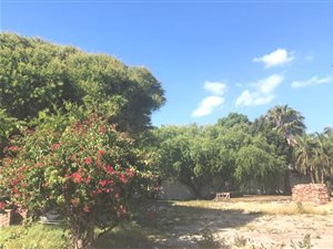 773 m² Land available in Eastcliff