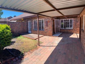 3 Bed Townhouse in Lindene