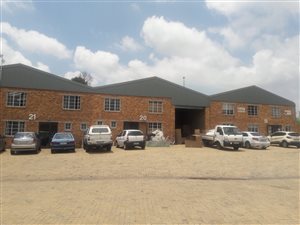 300 m² Industrial space in Dunswart