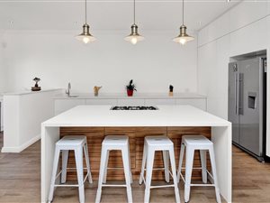 4 Bed House in Parkhurst