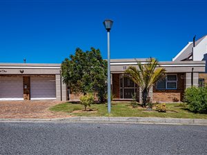 6 Bed House in Rosendal