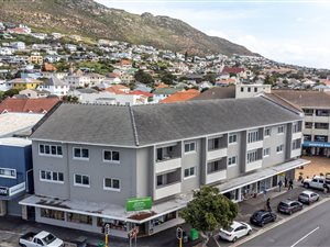 2 Bed Apartment in Fish Hoek