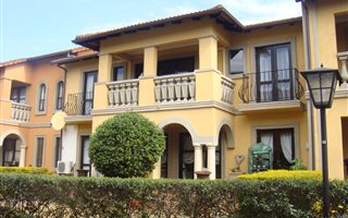 4 Bedroom Duplex in Plantations