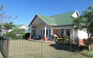 3 Bedroom House in Mt Edgecombe Estate 1 & 2