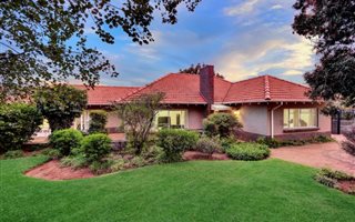 4 Bedroom House in Linden