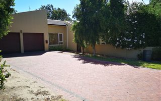 4 Bedroom House in Steynsrust