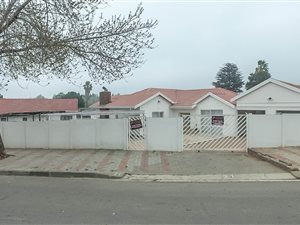 3 Bed House in Harmelia