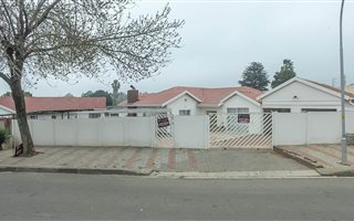 3 Bedroom House in Harmelia