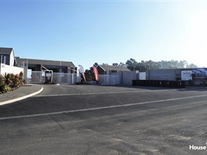 2 Bed Apartment in Blue Hills