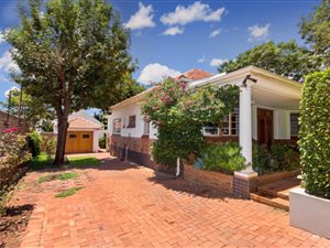 3 Bedroom House in Greenside